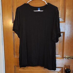 Old Navy T-shirt